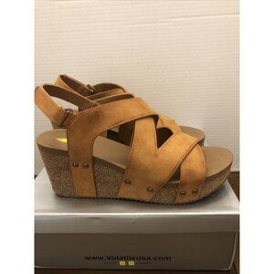 Volatile TORY in Tan Size 11